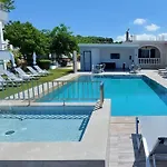 Gk Holiday Home